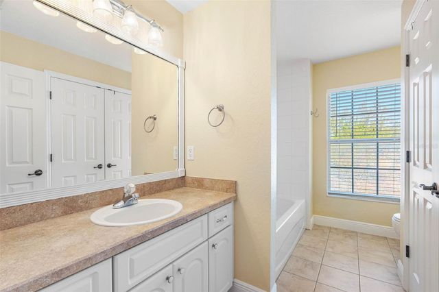 2808 W LEILA AVENUE, Tampa, FL 33611