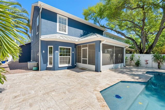 2808 W LEILA AVENUE, Tampa, FL 33611