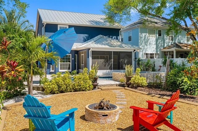 2808 W LEILA AVENUE, Tampa, FL 33611