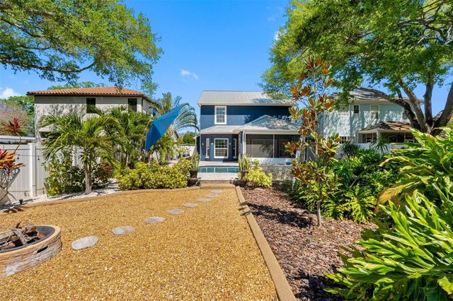 2808 W LEILA AVENUE, Tampa, FL 33611