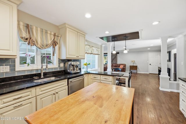 59 Salem Lane, Little Silver, NJ 07739