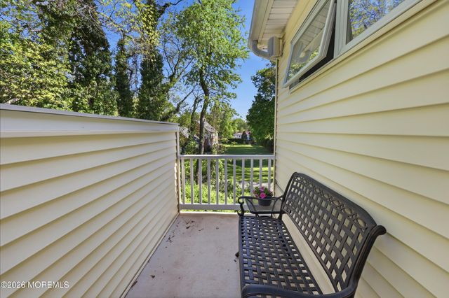 59 Salem Lane, Little Silver, NJ 07739