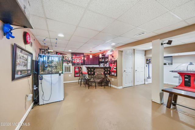 59 Salem Lane, Little Silver, NJ 07739