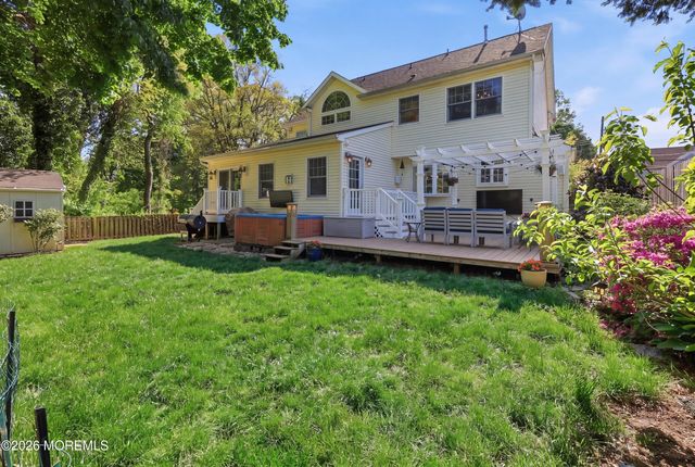59 Salem Lane, Little Silver, NJ 07739