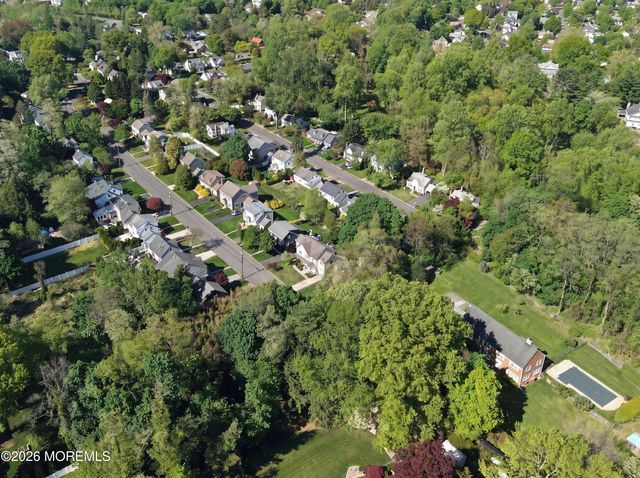 59 Salem Lane, Little Silver, NJ 07739