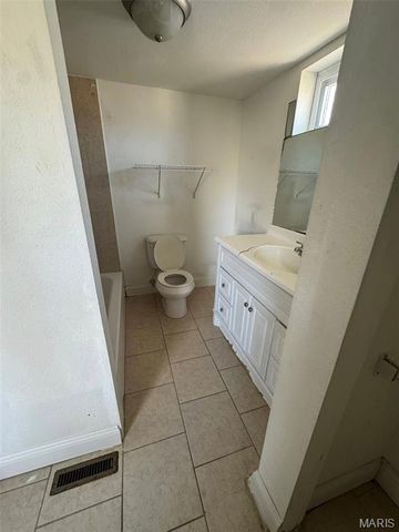 105 SW Main Street, Bonne Terre, MO 63628