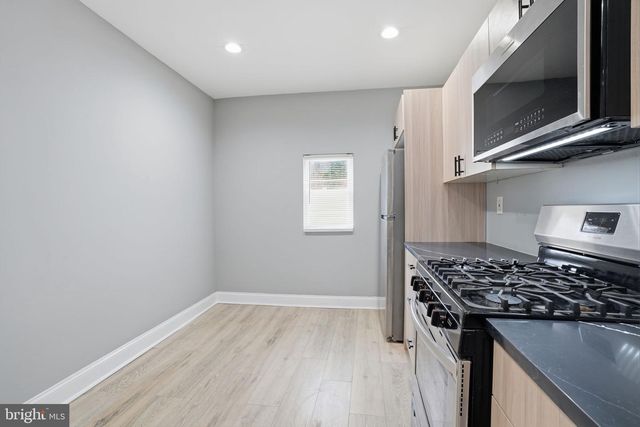1933 E SOMERSET ST, Philadelphia, PA 19134