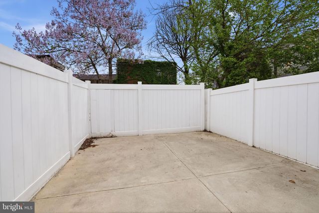 1933 E SOMERSET ST, Philadelphia, PA 19134