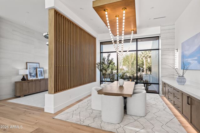 8100 N 64TH Place, Paradise Valley, AZ 85253