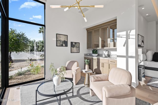 8100 N 64TH Place, Paradise Valley, AZ 85253