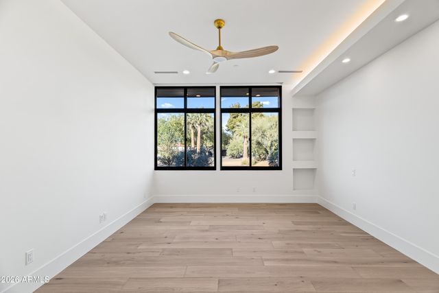 8100 N 64TH Place, Paradise Valley, AZ 85253