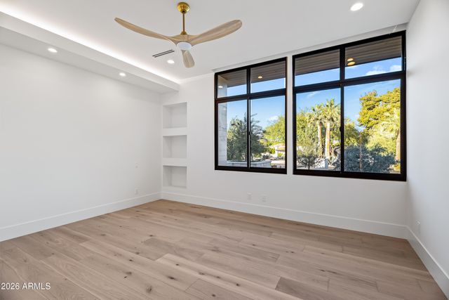 8100 N 64TH Place, Paradise Valley, AZ 85253