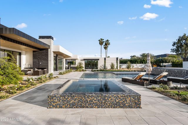 8100 N 64TH Place, Paradise Valley, AZ 85253