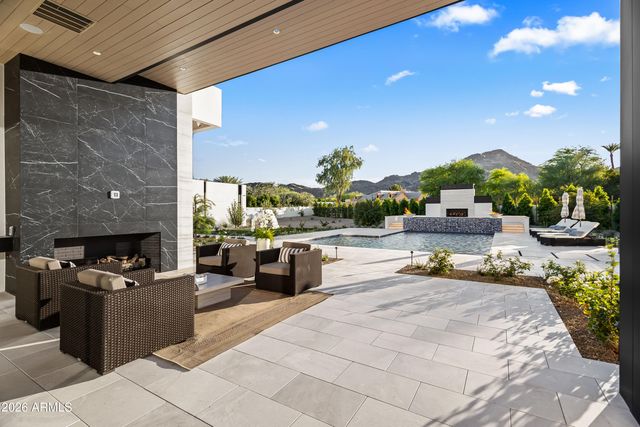 8100 N 64TH Place, Paradise Valley, AZ 85253
