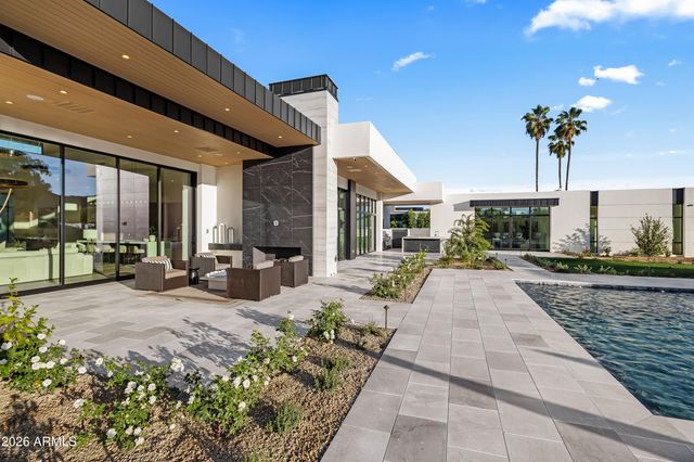 8100 N 64TH Place, Paradise Valley, AZ 85253