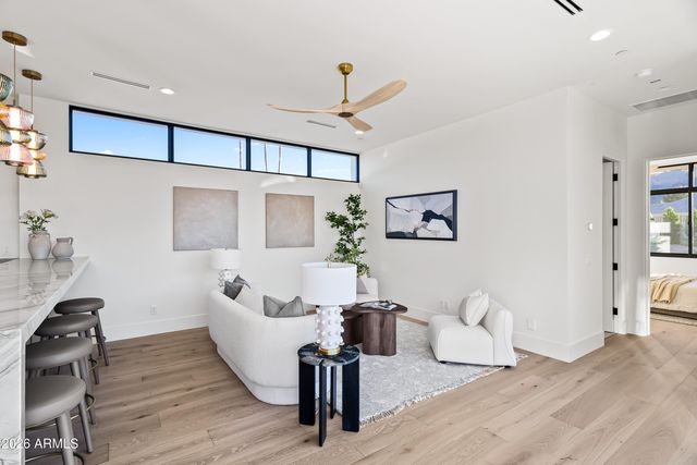 8100 N 64TH Place, Paradise Valley, AZ 85253