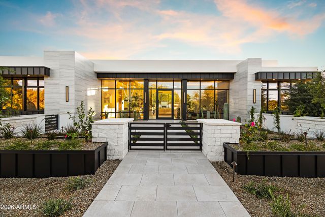 8100 N 64TH Place, Paradise Valley, AZ 85253