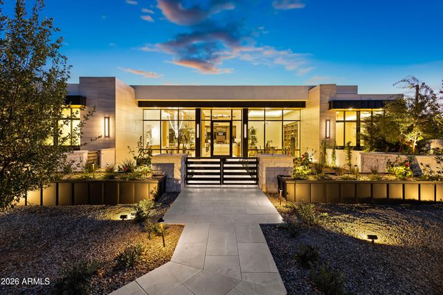 8100 N 64TH Place, Paradise Valley, AZ 85253