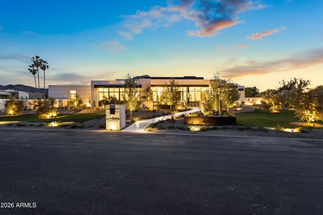 8100 N 64TH Place, Paradise Valley, AZ 85253