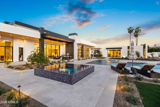 8100 N 64TH Place, Paradise Valley, AZ 85253