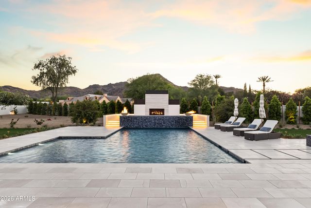 8100 N 64TH Place, Paradise Valley, AZ 85253