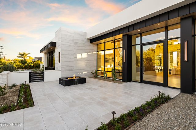 8100 N 64TH Place, Paradise Valley, AZ 85253