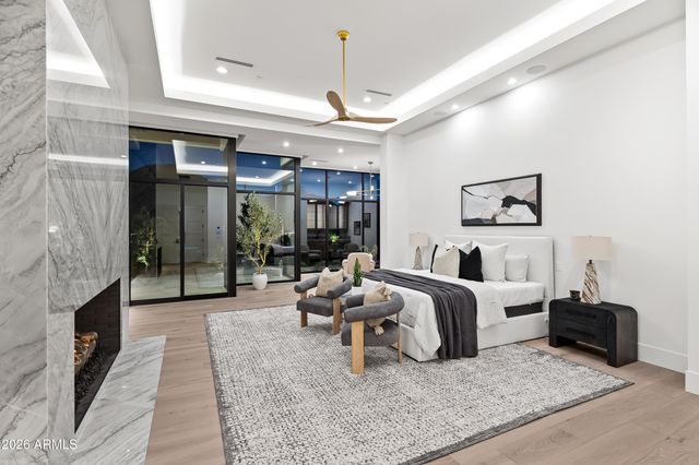 8100 N 64TH Place, Paradise Valley, AZ 85253