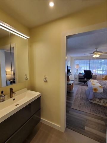 1707 NEW BEDFORD DRIVE, Sun City Center, FL 33573