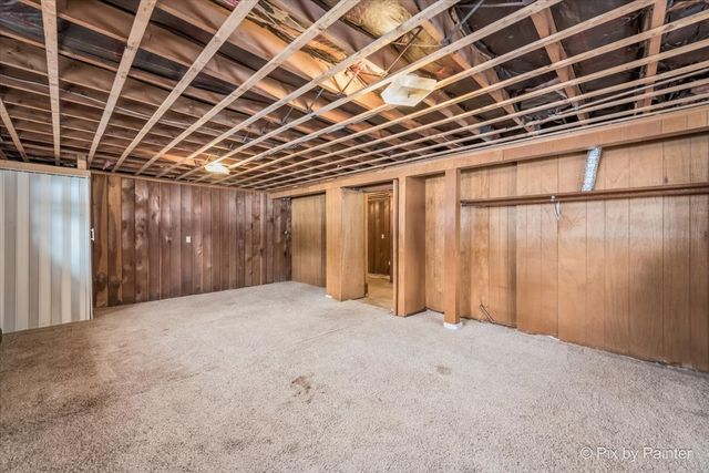 612 Russell Road, Dekalb, IL 60115