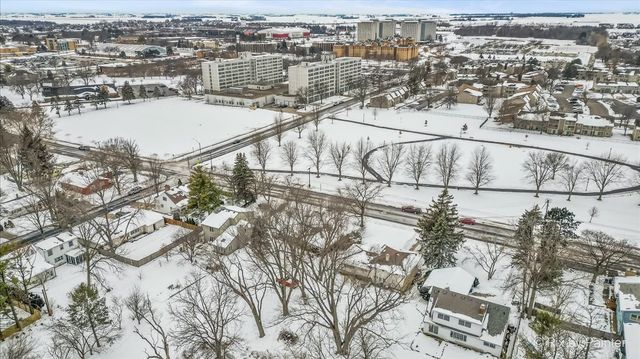 612 Russell Road, Dekalb, IL 60115