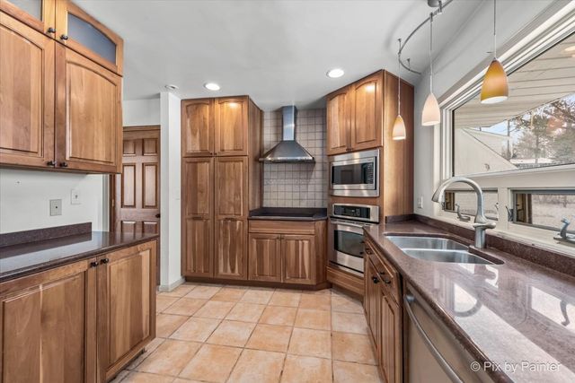 612 Russell Road, Dekalb, IL 60115