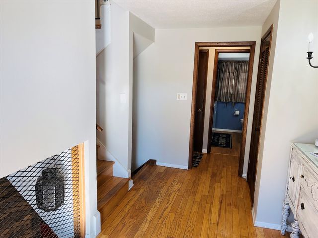 1512 N 5th Ave E Avenue, Newton, IA 50208