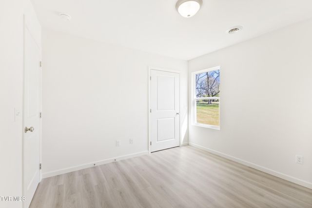 212 Baylor Avenue, Morristown, TN 37814