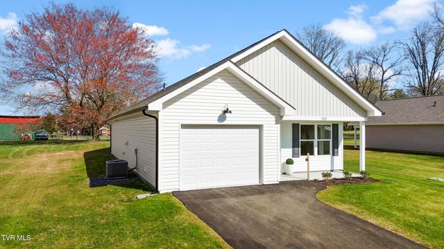 212 Baylor Avenue, Morristown, TN 37814