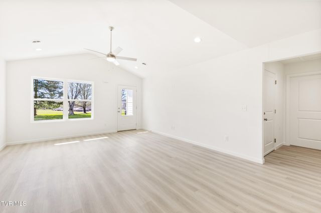 212 Baylor Avenue, Morristown, TN 37814