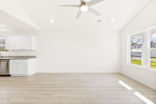 212 Baylor Avenue, Morristown, TN 37814
