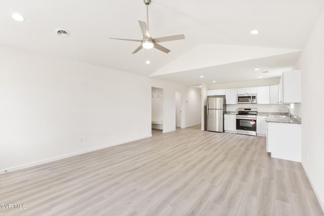 212 Baylor Avenue, Morristown, TN 37814