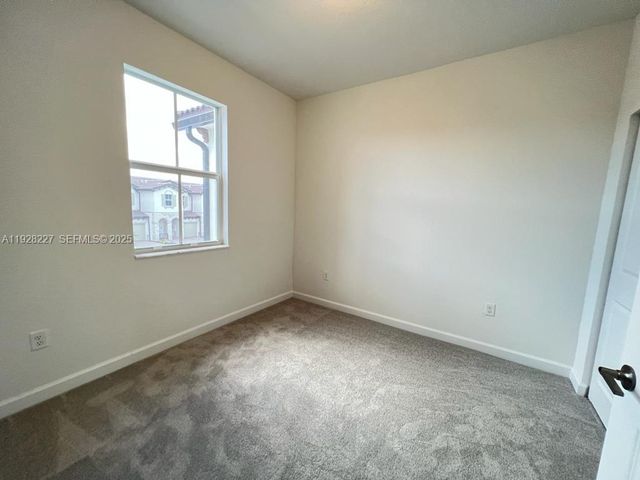 12612 NW 23rd Pl, Miami, FL 33167