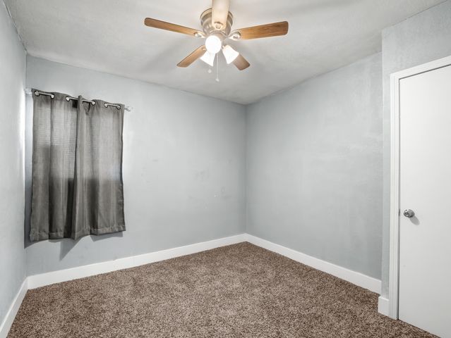 1211 E Clinton Avenue, Fresno, CA 93704