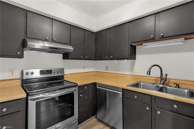 2612 Tantelon Place, Winston-salem, NC 27127