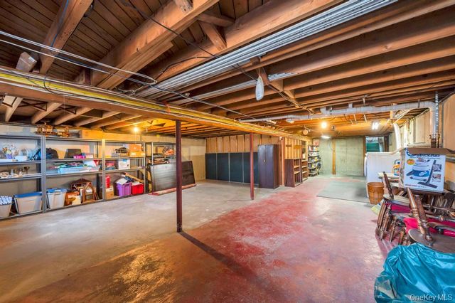 287 6th Avenue, Saint James, NY 11780