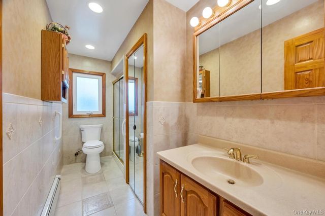 287 6th Avenue, Saint James, NY 11780