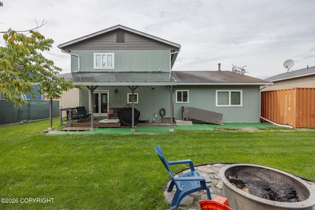 1111 Shannon Drive, Fairbanks, AK 99701