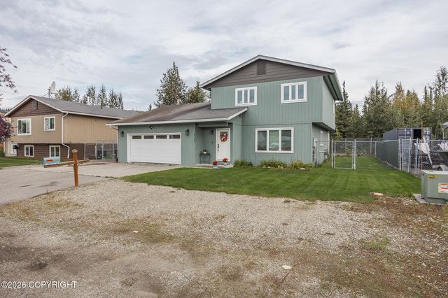 1111 Shannon Drive, Fairbanks, AK 99701