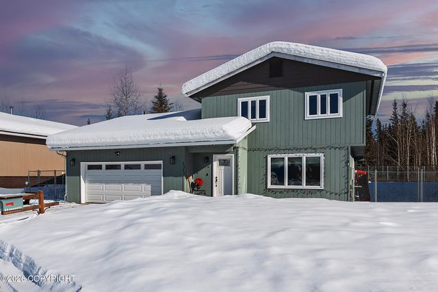 1111 Shannon Drive, Fairbanks, AK 99701