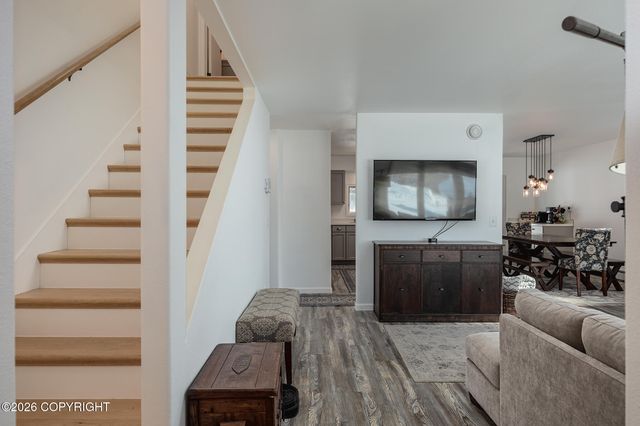 1111 Shannon Drive, Fairbanks, AK 99701