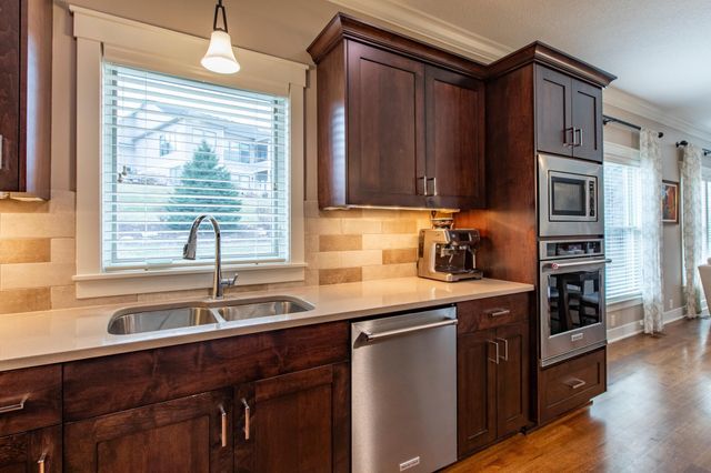 5361 Scenic Oak Drive SW, Rochester, MN 55902