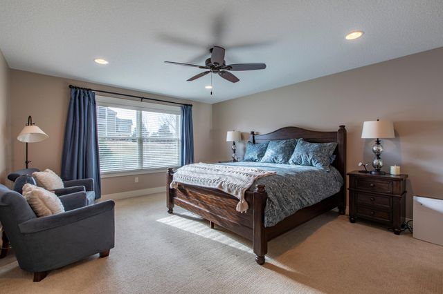 5361 Scenic Oak Drive SW, Rochester, MN 55902