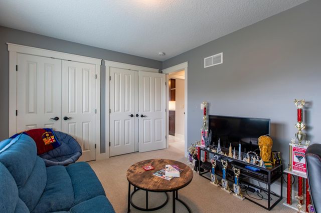 5361 Scenic Oak Drive SW, Rochester, MN 55902