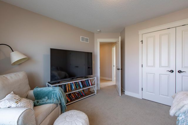 5361 Scenic Oak Drive SW, Rochester, MN 55902